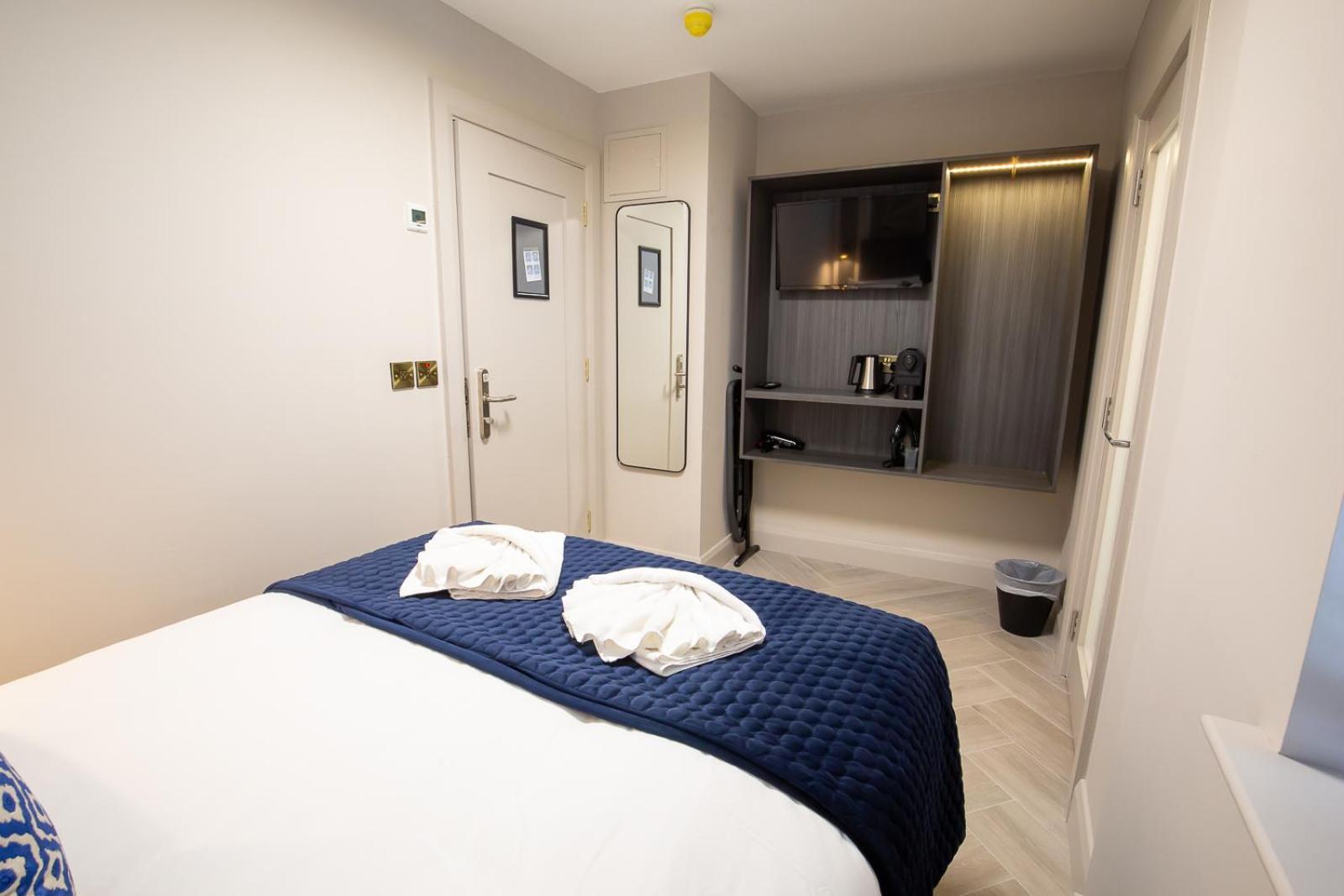 The Abbeygate Townhouse Hotel Galway Exterior photo