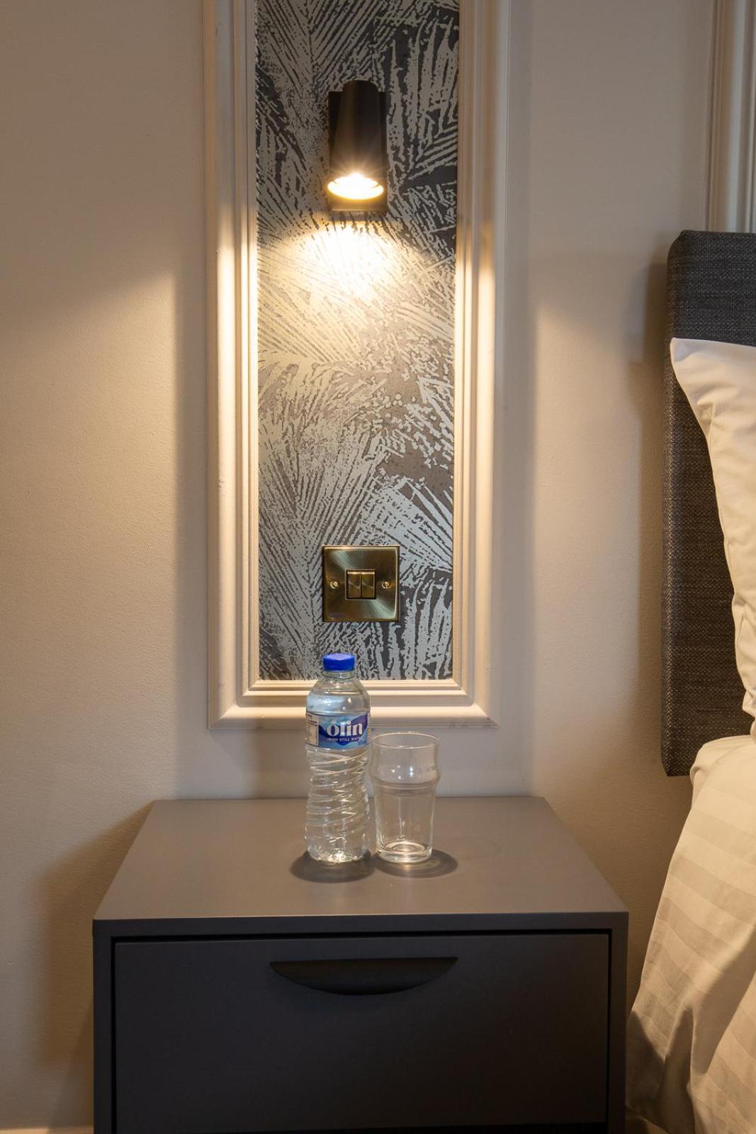 The Abbeygate Townhouse Hotel Galway Exterior photo